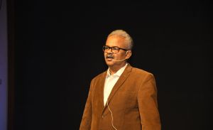 dr. vivek gaur at lecture