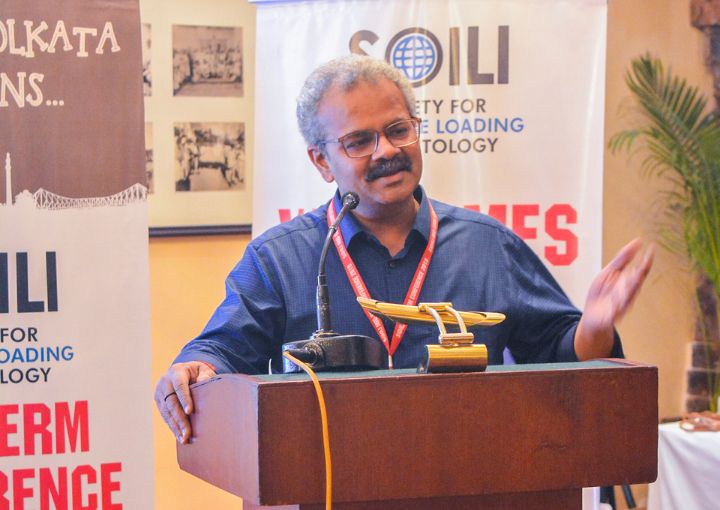 doctor vivek gaur in kolkatta